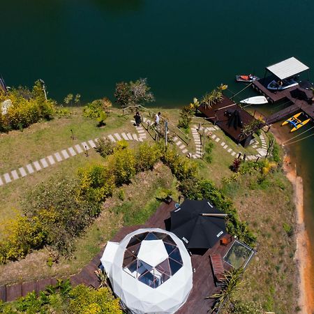 Domus Glamping Guatape Hotel Buitenkant foto