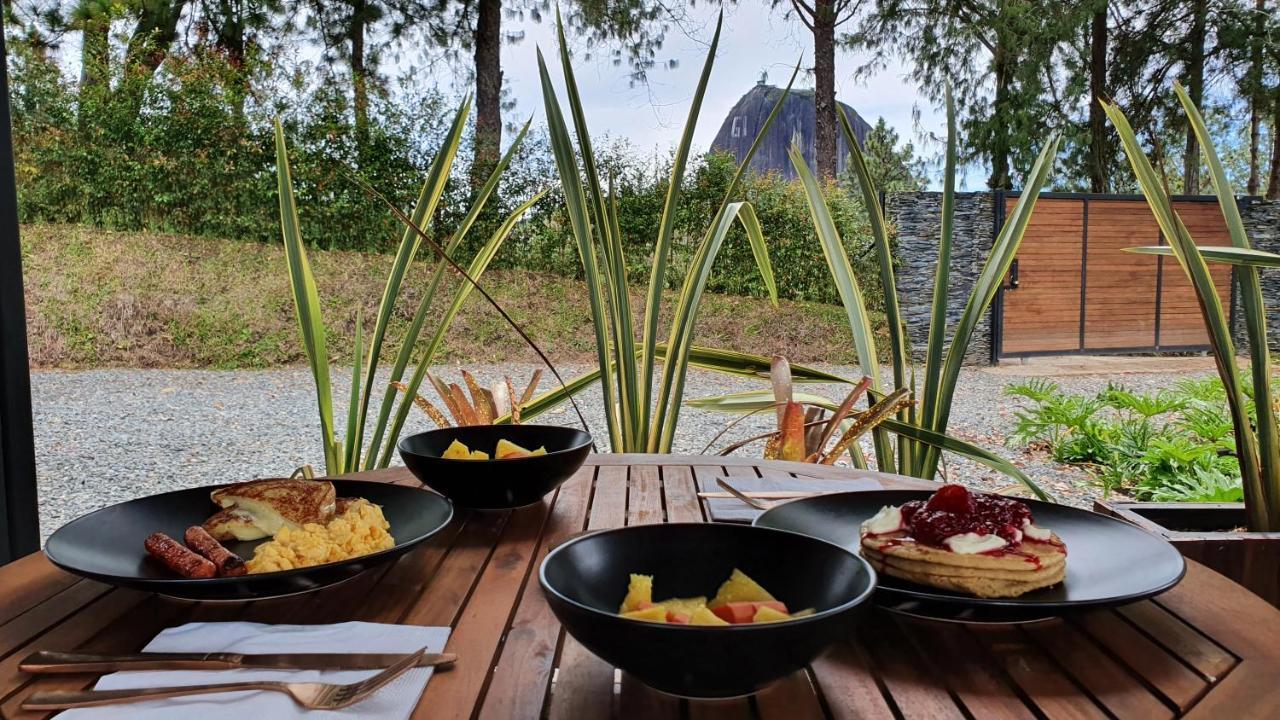 Domus Glamping Guatape Hotel Buitenkant foto