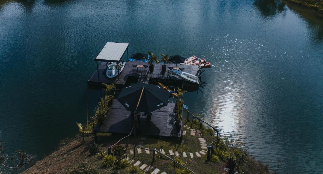 Domus Glamping Guatape Hotel Buitenkant foto