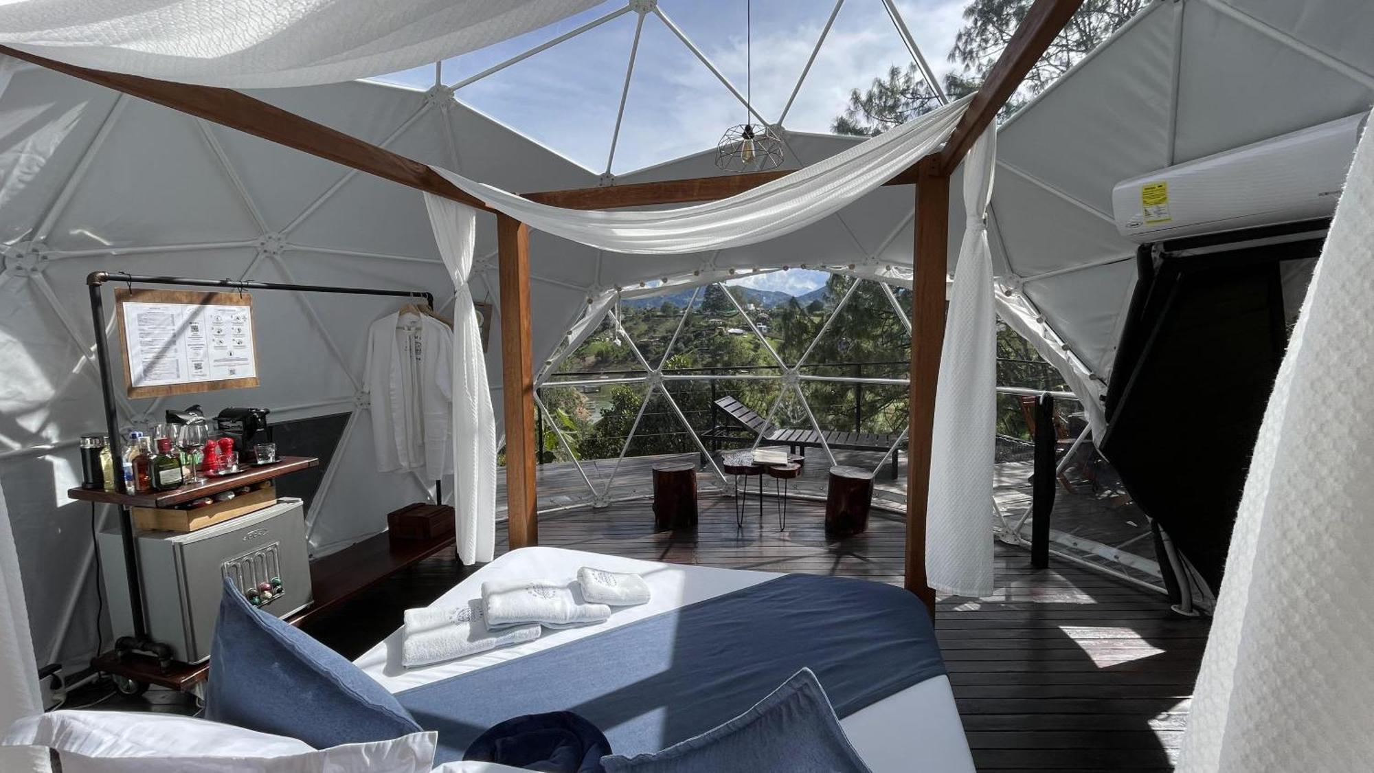 Domus Glamping Guatape Hotel Buitenkant foto